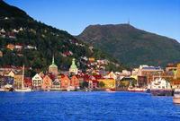 Experience the romantic cities by sea
