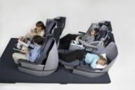 Continental Airlines unveils new lie-flat seat Continental Airlines unveils new lie-flat seat