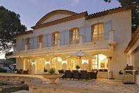 Holiday in luxury with Sanctuary Villas & Apartments