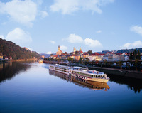 Leading cruise company enters river cruise market