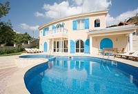 Travel outside the Eurozone and save money