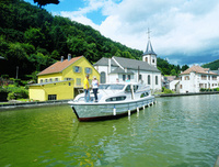 Save 20% on Belgium boating breaks