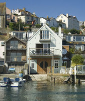 Beat the credit crunch by going large!