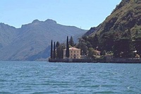 Relaxation and culture on Lake Como