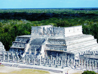 Tourists return to Mexico enticed by winter deals