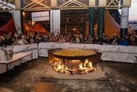 The return of the giant paella!