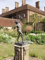 Visitors enticed by Somerset's glorious gardens