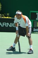 Tennis star promotes his homeland