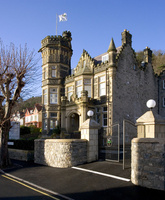 Be the king of your own castle in Llandudno