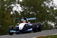 Smith wins title crown with double podium at Brands Hatch