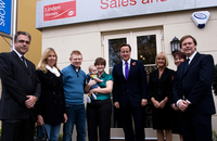 Tory leader gives Aspire development in Witney the thumbs up