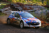 2009 IRC champion Kris Meeke re-signs for Peugeot