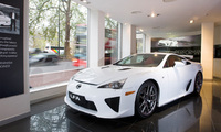 Lexus LFA powers into London