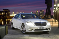 Double victory for Mercedes-Benz at What Car? Awards