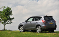 Toyota takes environmental lead in 2009