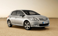 Toyota Auris - Sharper looks, sweeter handling and improved spec