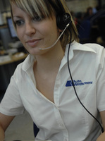 Auto Windscreens contact centre available 24/7