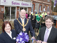 Mayor of Winchester launches Barratt's Highcroft development