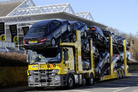 QVD celebrates in style with new Mercedes-Benz Actros