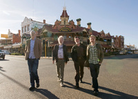 Sir Ian McKellen dubs Lake Ballard a ‘must see’