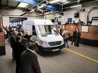 Van prices stall in May