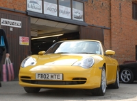 Porsche specialist offers Bicester Village shopping experience