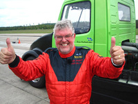 Boije Ovebrink sets world truck speed records in Volvo VN