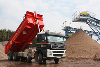 Grundy and Co Excavations purchase two new Volvo tippers