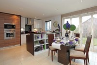 Distinctive new homes from Redrow