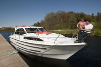 A floating Highland honeymoon suite 