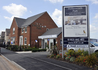 Buyers put down roots at Hollinsworth Park