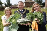 Somerset community 'digs’ allotment donation