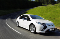 Vauxhall Ampera charges in by royal command