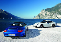New Porsche 911 Carrera GTS