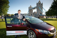 London’s Deputy Mayor drives Honda FCX Clarity