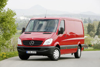 Mercedes plant in Ludwigsfelde produces one millionth CV