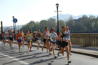 Marathon runners head for Turin
