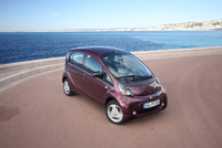 Mitsubishi i-MiEV - icon on a mission