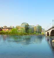 Stunning waterside apartments launch at Kew Bridge