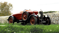 Historic wooden car is floated at auction