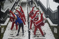Fitness fanatics prepare for Great Scottish Santa Run