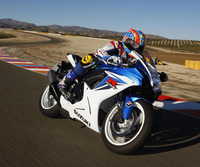 Suzuki GSX-R600 arriving in dealers next week