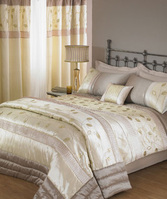 Glimmer Bedding