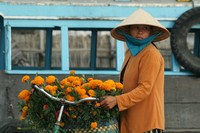 Vietnamese flower seller