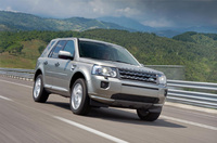 Land Rover Freelander 2 wins Parkers' New Car Award