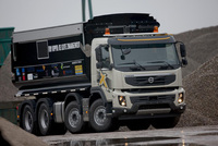 Lightweight Fiby tipper wins prestigious JEC Innovation award