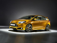 Ford Focus ST on track - prototype testing underway