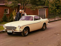 A true cosmopolitan turns 50 - Volvo P1800 1961 - 2011