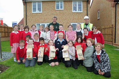 Pupils from Badger Hill Primary School at Taylor Wimpey's Hunley Manor development