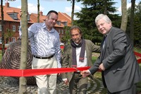 Artwork unveiled at High Wycombe property development